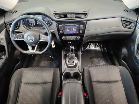 Used 2019 Nissan Rogue S FWD image 5