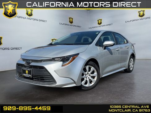 Used 2025 Toyota Corolla LE FWD image 1