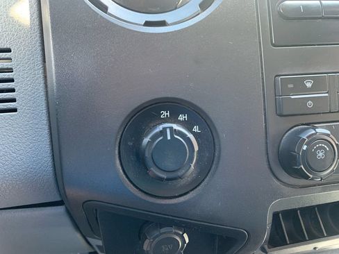 Used 2014 Ford F350 XL w/ Power Equipment Group AWD/4WD image 13