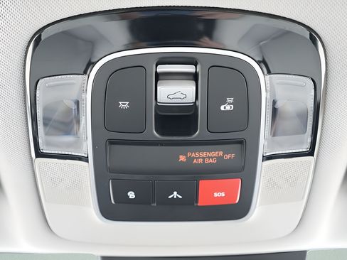 Certified 2023 Hyundai Sonata SEL w/ Convenience Package FWD image 18