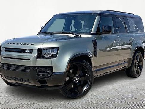 Used 2024 Land Rover Defender 130 X-Dynamic SE AWD/4WD image 1