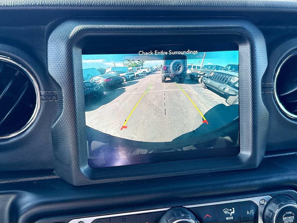 Certified 2022 Jeep Wrangler Unlimited Sahara AWD/4WD image 15