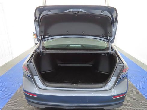 Used 2024 Honda Accord LX image 12