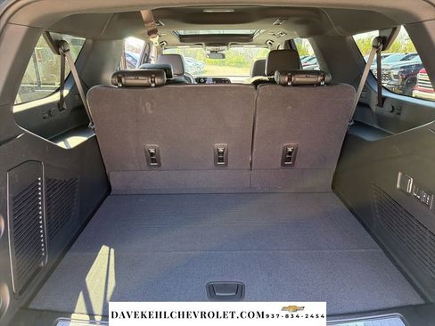 Used 2026 Chevrolet Suburban Z71 w/ Comfort Package image 21