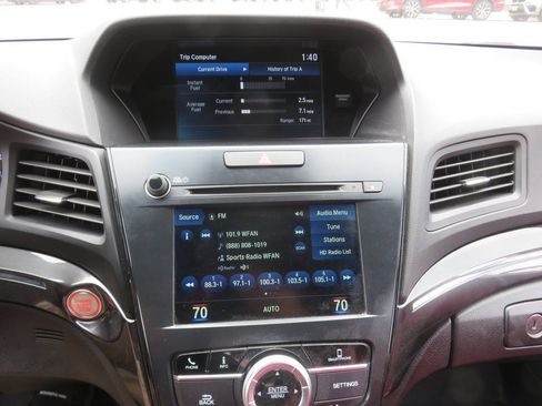 Used 2019 Acura ILX FWD image 17