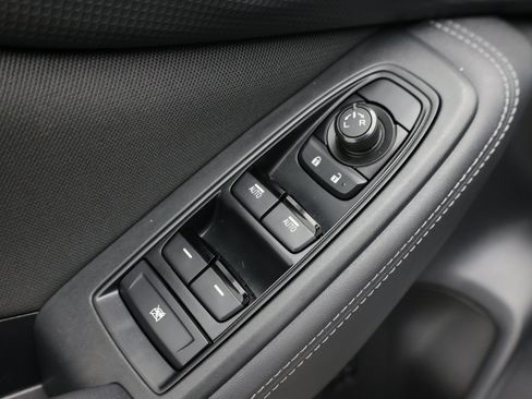 Used 2023 Subaru Forester Premium AWD/4WD image 15