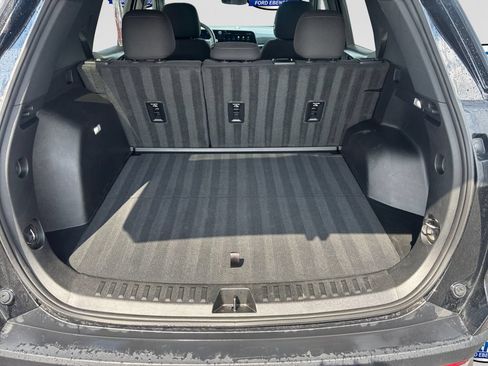 Used 2026 Chevrolet Equinox LT AWD/4WD image 29