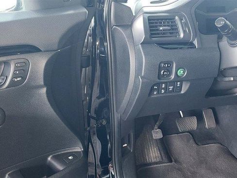 Used 2020 Honda Ridgeline Black Edition image 32