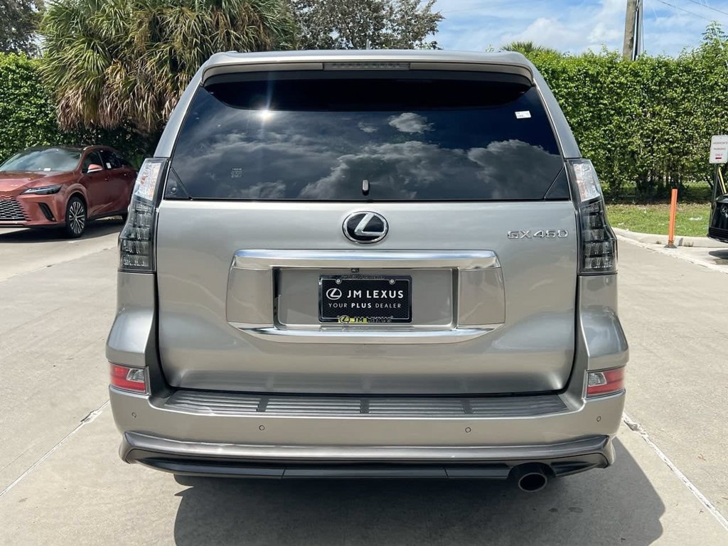 Certified 2023 Lexus GX 460 Premium w/ Accessory Package AWD/4WD image 6