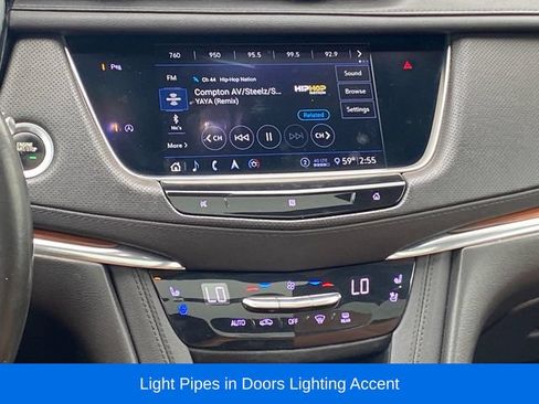 Used 2020 Cadillac XT5 Premium Luxury w/ LPO, Floor Liner Package AWD/4WD image 10