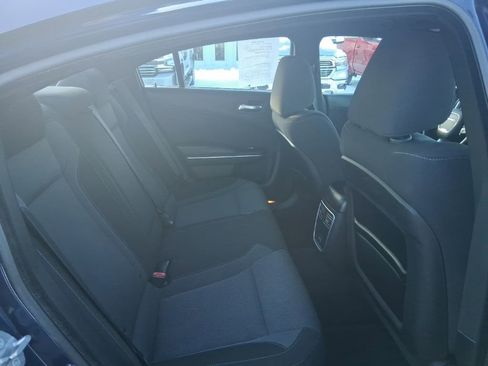 Used 2015 Dodge Charger SXT image 15