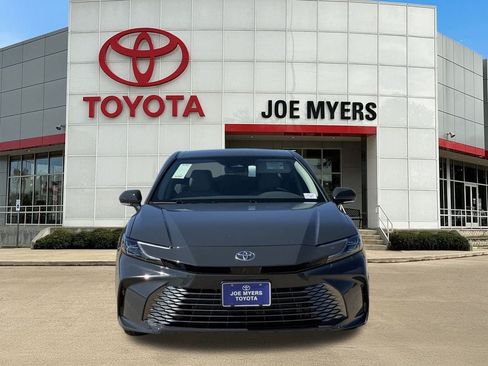 New 2026 Toyota Camry XLE AWD/4WD image 6