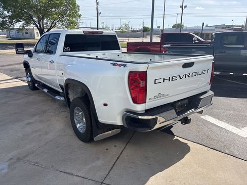 Used 2025 Chevrolet Silverado 3500 LTZ w/ LTZ Convenience Package image 3