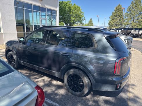 Used 2023 Kia Telluride SX X-Pro AWD/4WD image 3