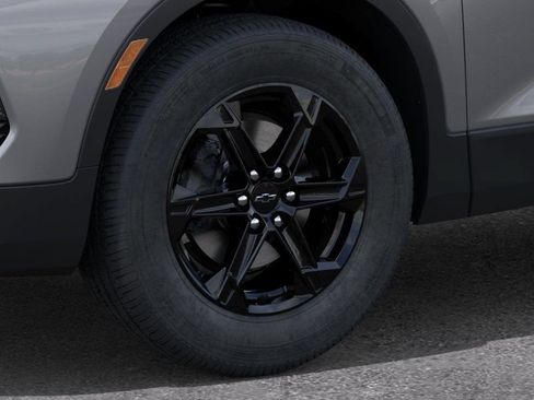 New 2026 Chevrolet Blazer LT w/ Convenience Package FWD image 32