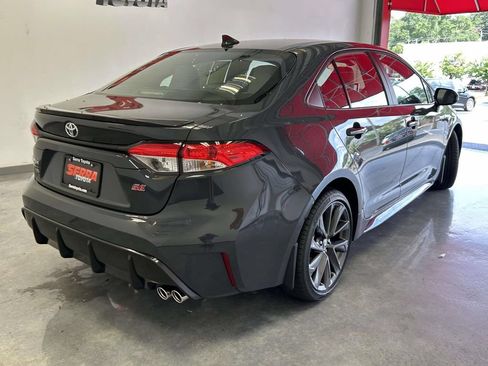 Used 2026 Toyota Corolla SE w/ SE Package FWD image 3