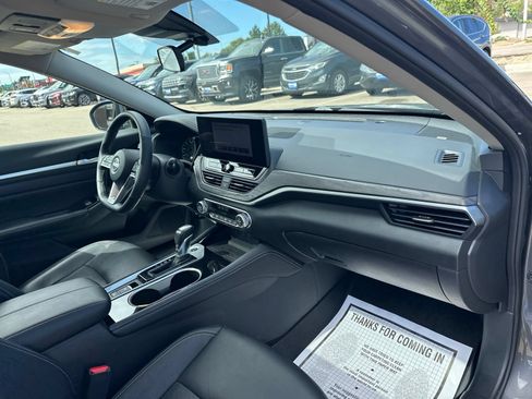 Used 2024 Nissan Altima 2.5 SL AWD/4WD image 36