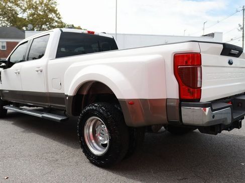Used 2022 Ford F350 Lariat w/ Lariat Value Package image 5