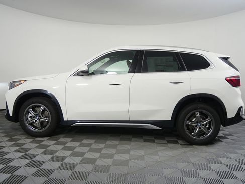 Used 2026 BMW X1 xDrive28i w/ Convenience Package image 6