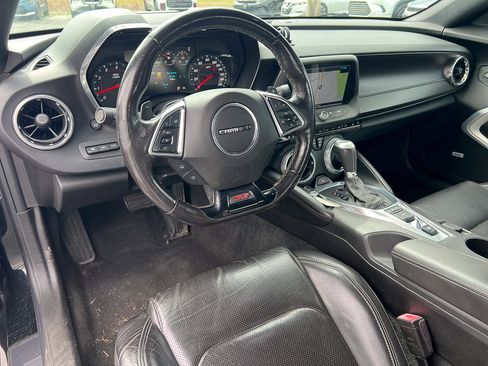 Used 2018 Chevrolet Camaro SS image 15