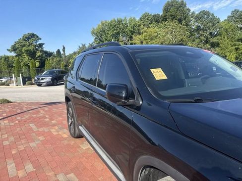 Used 2025 Honda Pilot Touring image 18