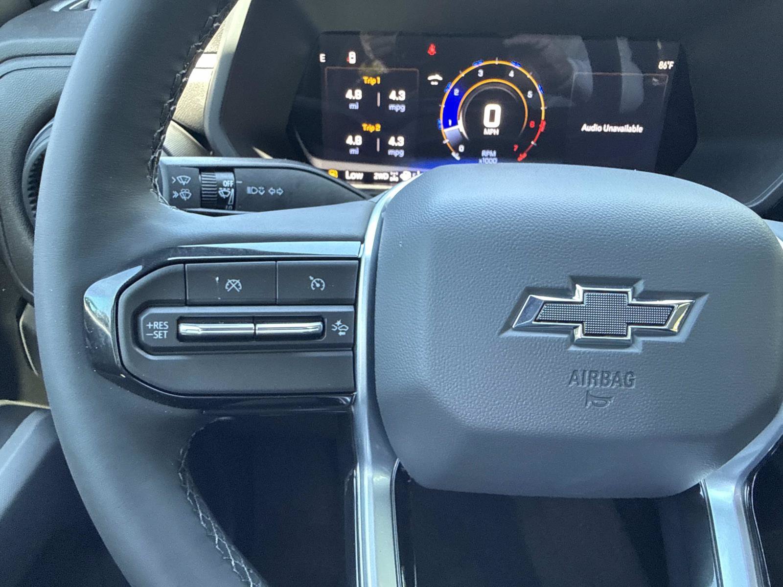 New 2026 Chevrolet Colorado Trail Boss w/ Midnight Edition AWD/4WD image 15