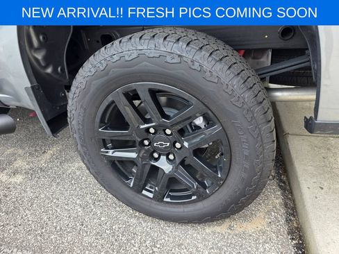Used 2026 Chevrolet Silverado 1500 LT Trail Boss w/ Convenience Package II AWD/4WD image 6