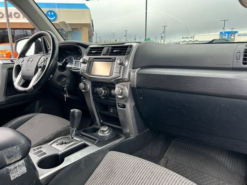 Used 2017 Toyota 4Runner SR5 image 29