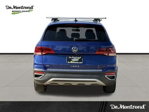 Used 2022 Volkswagen Taos SE image 4