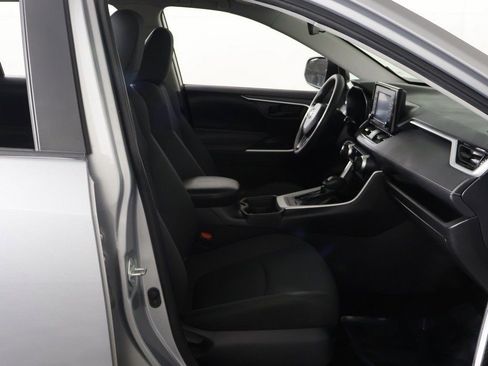 Used 2021 Toyota RAV4 LE image 22