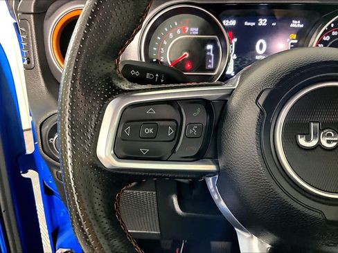 Used 2022 Jeep Gladiator Mojave w/ LED Lighting Group AWD/4WD image 43
