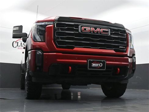 Used 2024 GMC Sierra 2500 AT4 w/ AT4 Premium Plus Package image 27