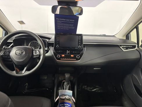 Used 2022 Toyota Corolla LE FWD image 25