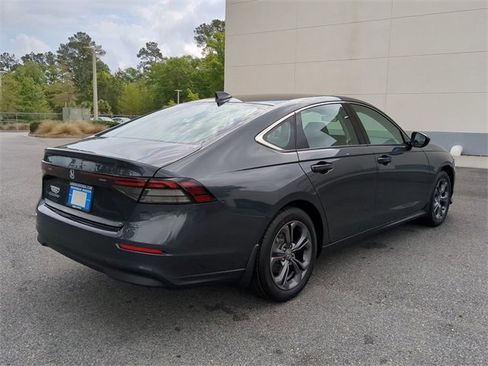 Used 2023 Honda Accord EX image 4