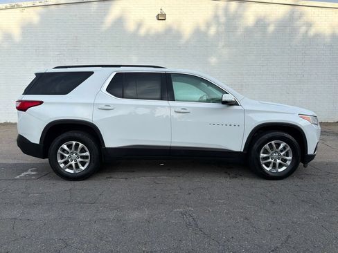 Used 2021 Chevrolet Traverse LT AWD/4WD image 1