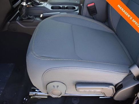 New 2025 Jeep Gladiator Sport image 12