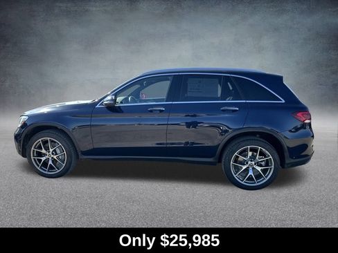 Used 2022 Mercedes-Benz GLC 300 GLC 300 image 4