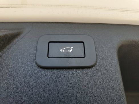 Used 2025 Land Rover Discovery Sport S AWD/4WD image 34