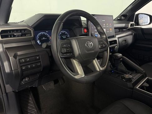 Used 2025 Toyota 4Runner TRD Off-Road Premium w/ Tow Technology Package AWD/4WD image 21