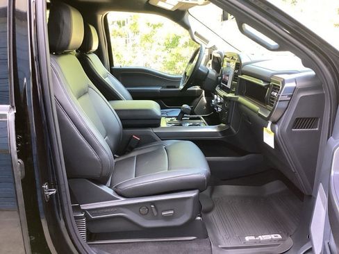 New 2025 Ford F150 Lariat w/ Equipment Group 501A Mid image 30