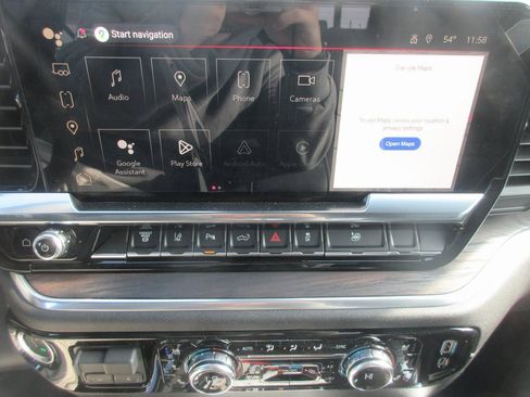 New 2026 GMC Sierra 3500 SLT w/ SLT Premium Package image 17