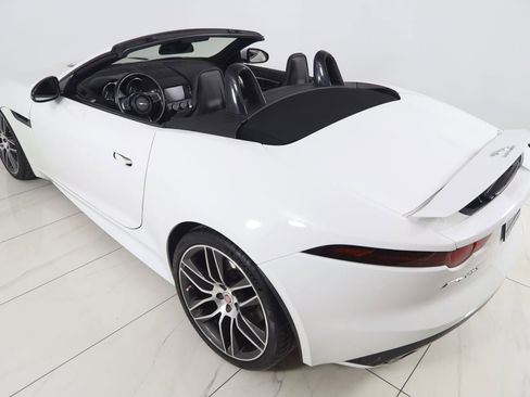 Used 2018 Jaguar F-TYPE R-Dynamic RWD image 34