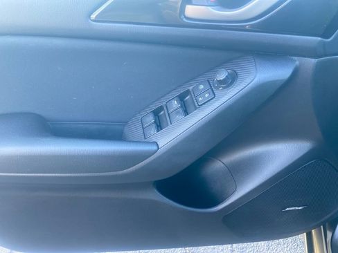 Used 2016 MAZDA MAZDA3 i Touring w/ Popular Equipment Package image 19