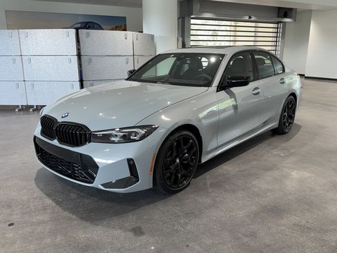 New 2026 BMW 330i Sedan w/ M Sport Package RWD image 3