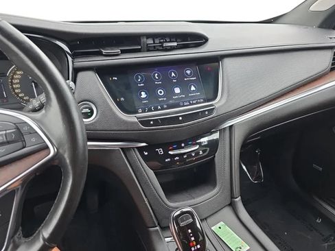 Used 2020 Cadillac XT5 Premium Luxury AWD/4WD image 25