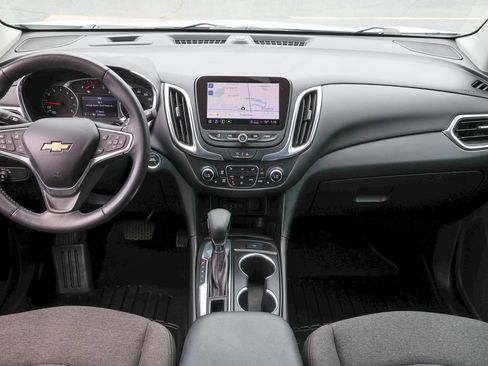 Used 2022 Chevrolet Equinox LT FWD image 6
