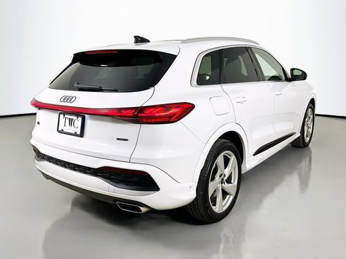 Used 2025 Audi Q5 Prestige AWD/4WD image 5