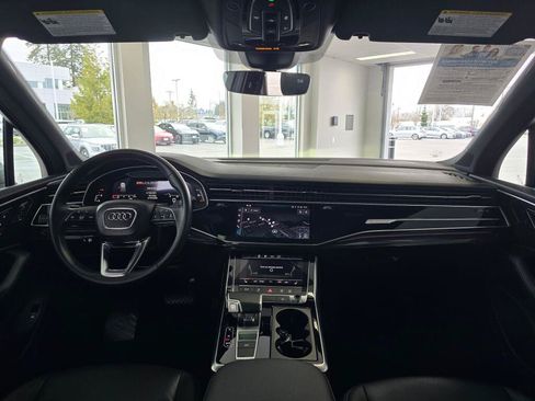 Used 2025 Audi Q7 3.0T Premium Plus AWD/4WD image 25