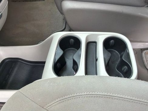 Used 2017 Chrysler Pacifica Touring image 53