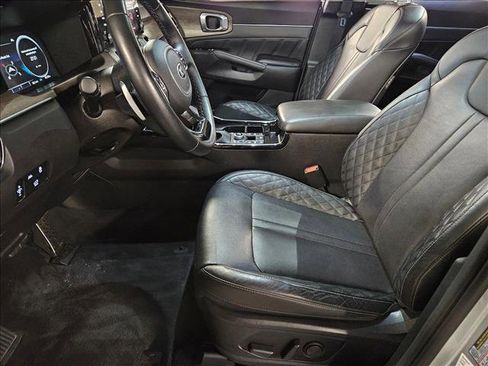 Used 2021 Kia Sorento SX Prestige AWD/4WD image 16